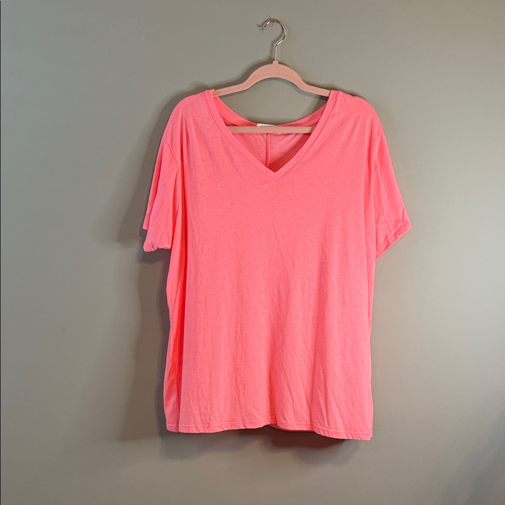 Zenana Coral‎ Women's V-Neck Top Short Sleeve 1X